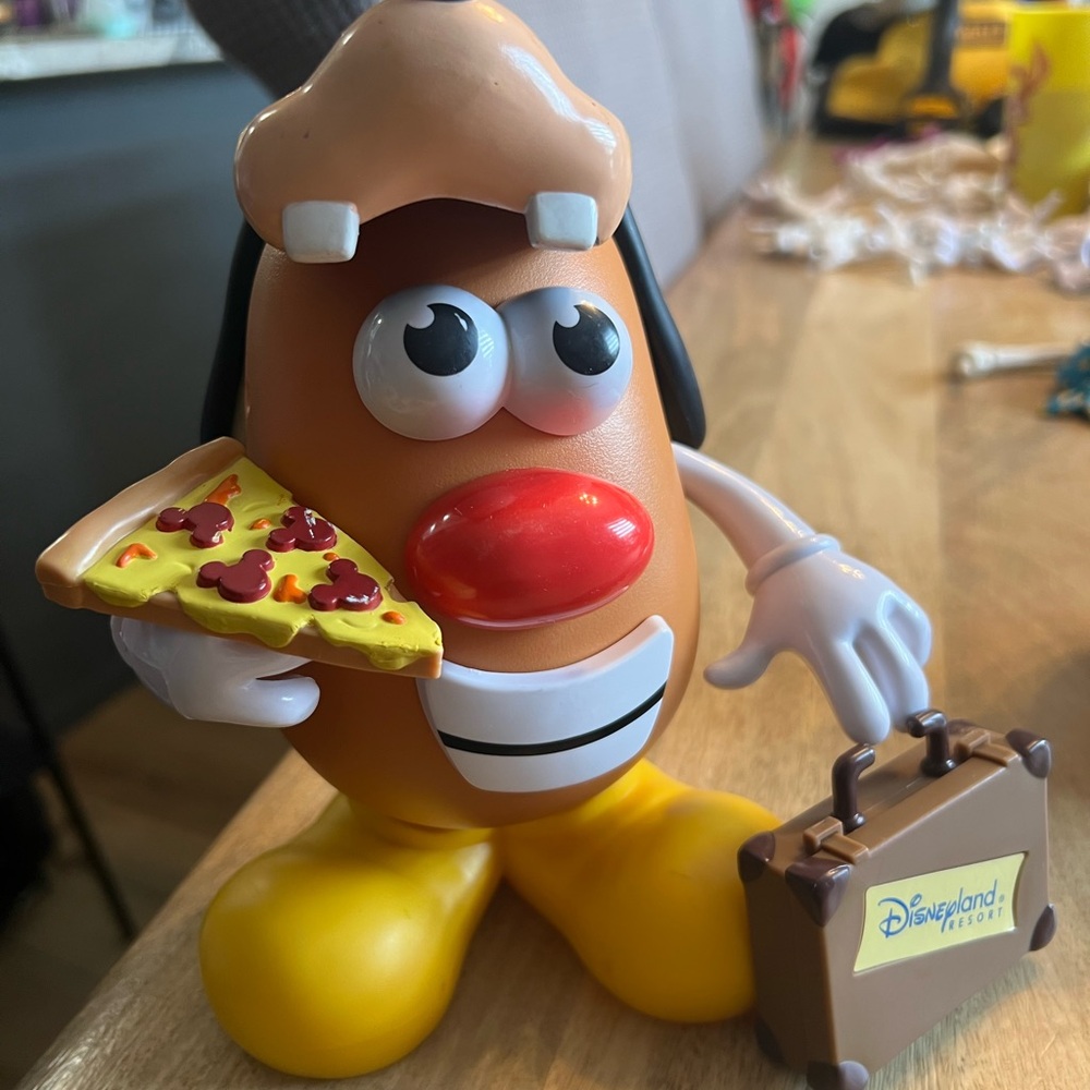 Disneyland Resort Mr. Potato Head Figure with Pizza Goofy